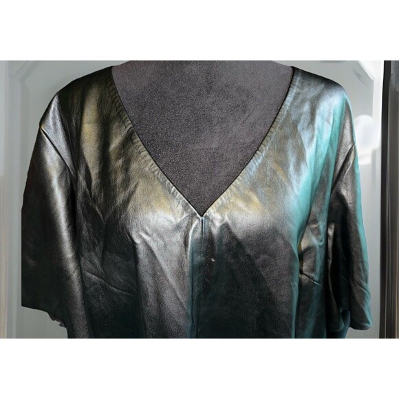 ELOQUII Suede Blend Top Blouse Womens PLUS Sz 22 Black Short Sleeve Vneck - Picture 2 of 8